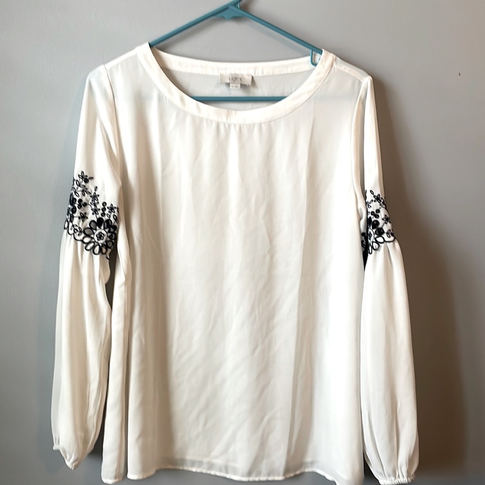 Loft blouse size small